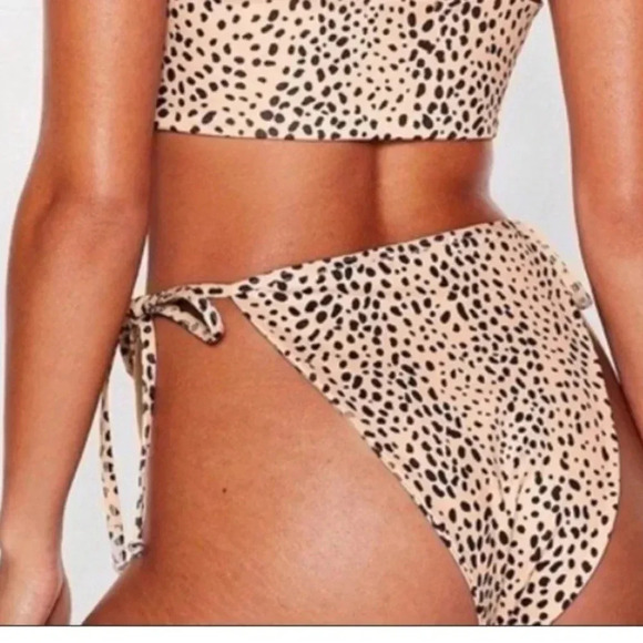 NASTY GAL BLUSH DALMATIAN PRINT “LETS GO TO THE BEACH” TIE BIKINI BOTTOM 10US - Picture 2 of 12